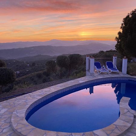 Casa Soleada Holiday Fully Private Villa Canillas de Aceituno Exterior foto